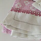 Vintage tablecloth and napkins