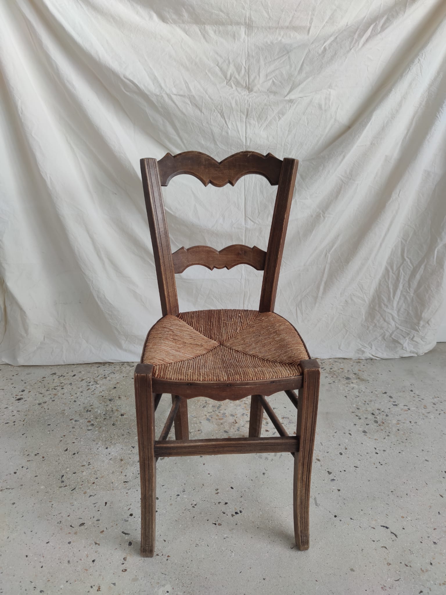 Mulched wooden chair