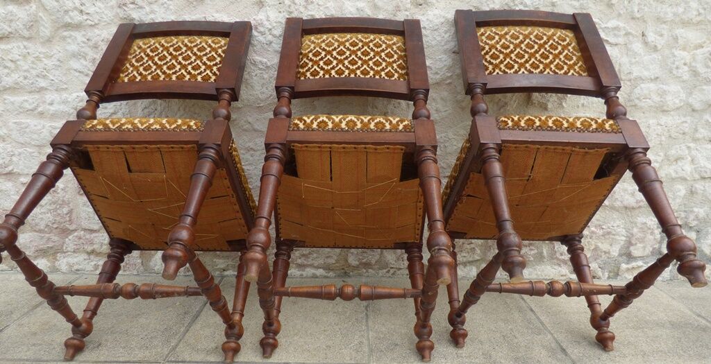 3 antique style chairs with velvet seats and backrests