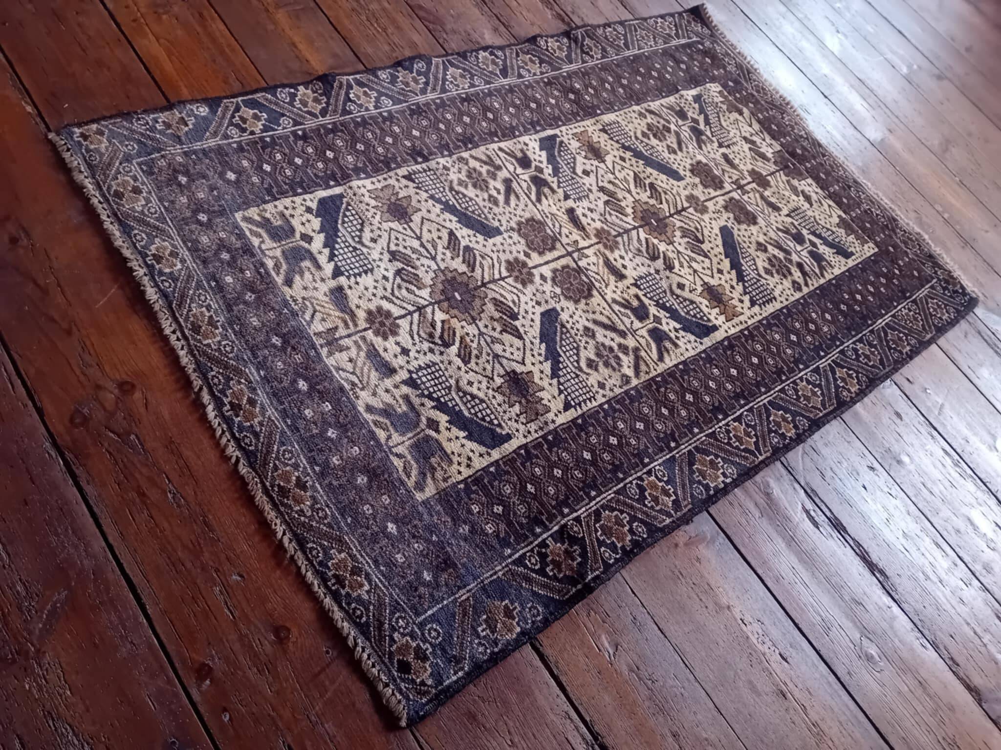 Tapis Beloutch Afghan fait main 181x115cm