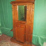 chestnut coat holder