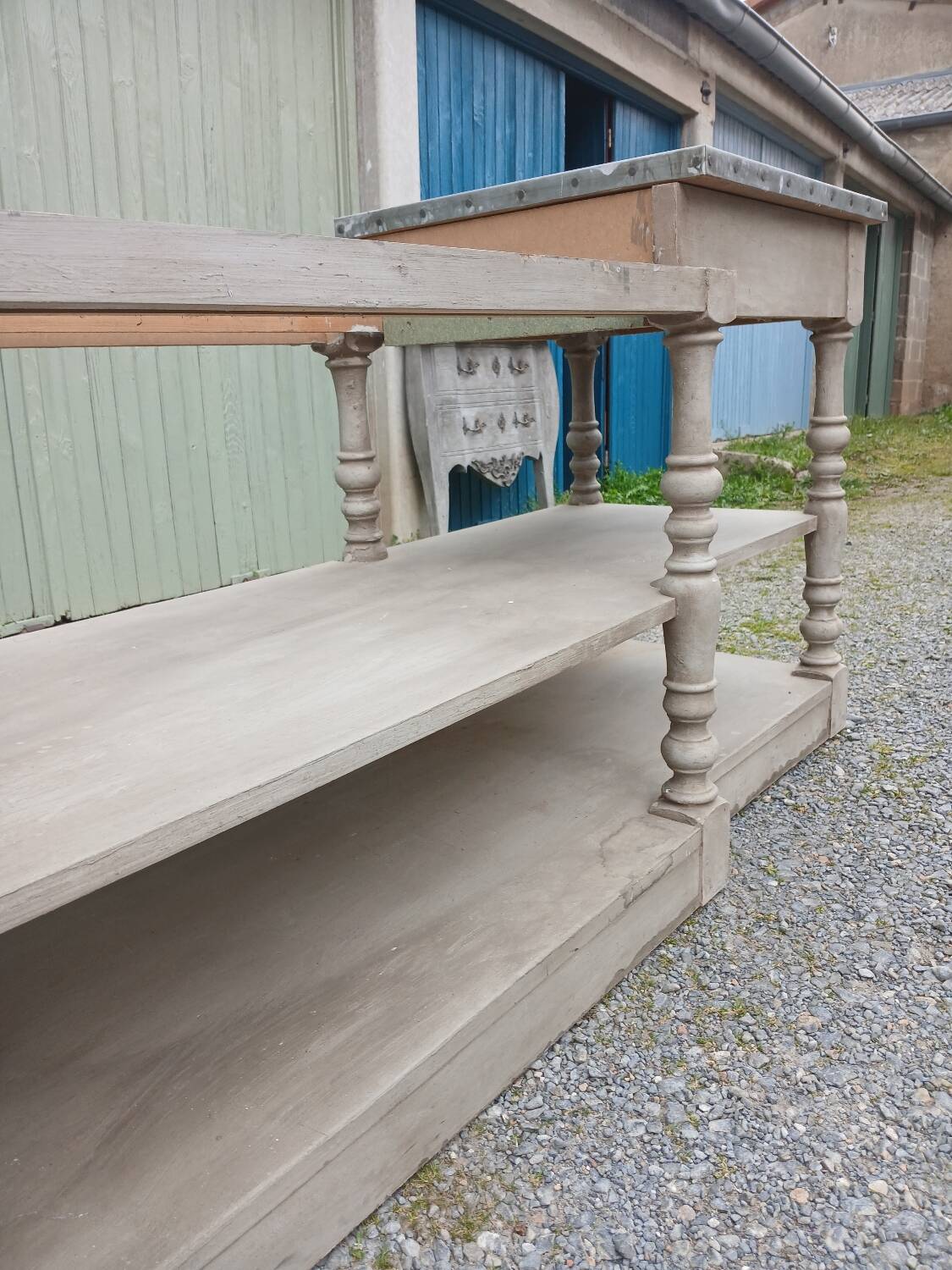 Grand meuble style drapier en bois et zinc