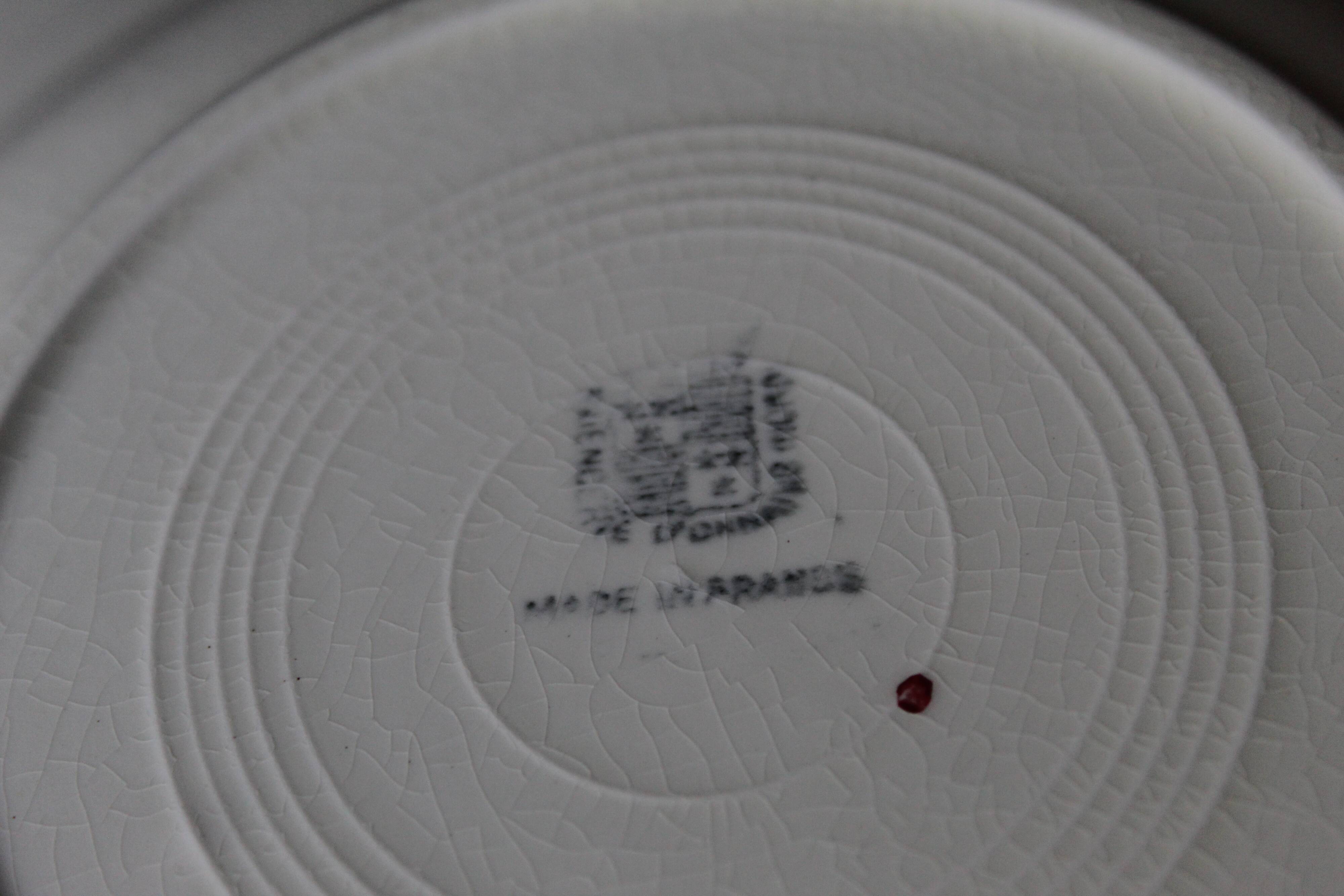 Hollow plate Iron Earth