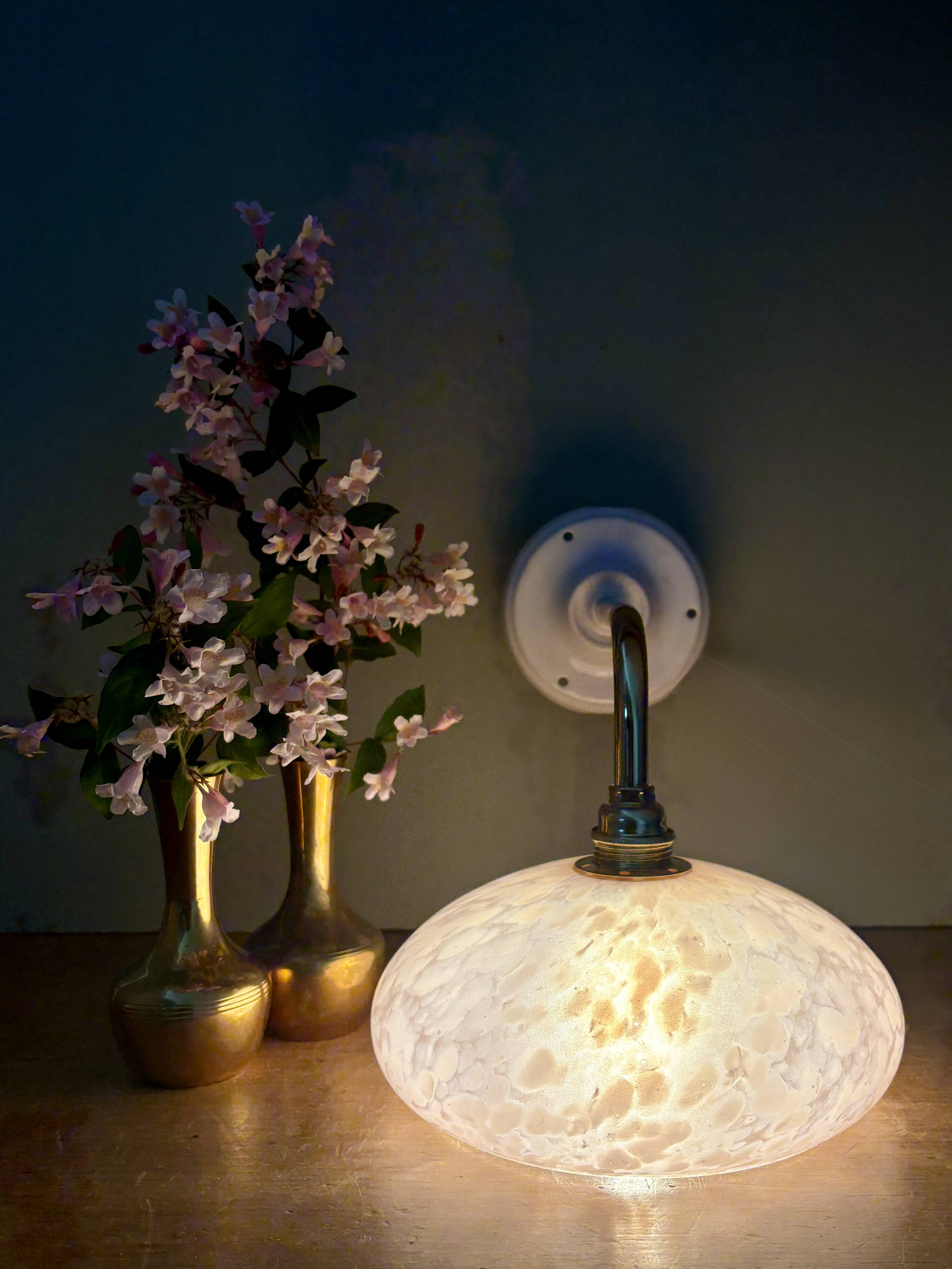 Elbow wall light, vintage glass lampshade from Clichy in pink.