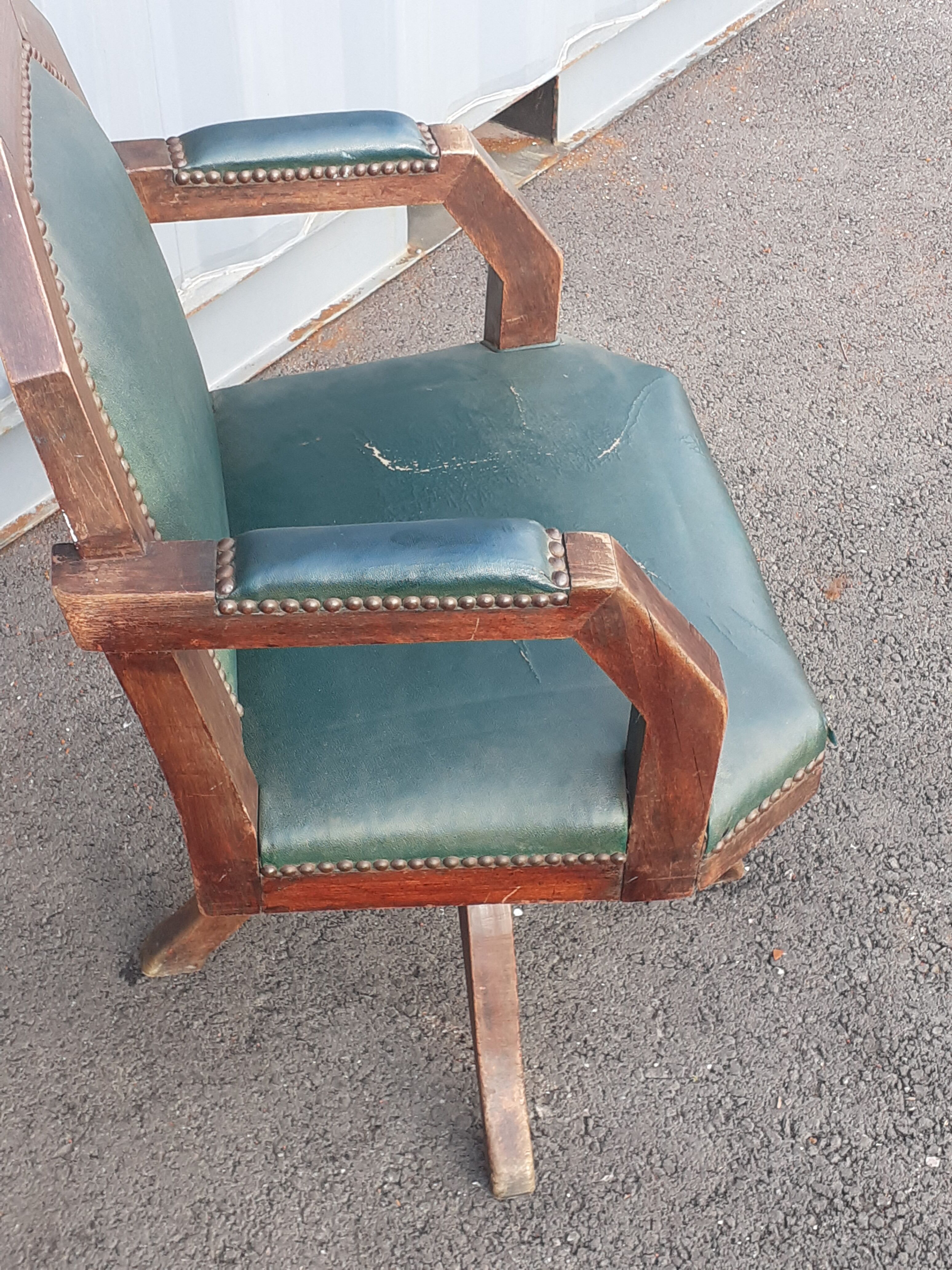 Fauteuil de bureau ancien administratif pivotant vintage