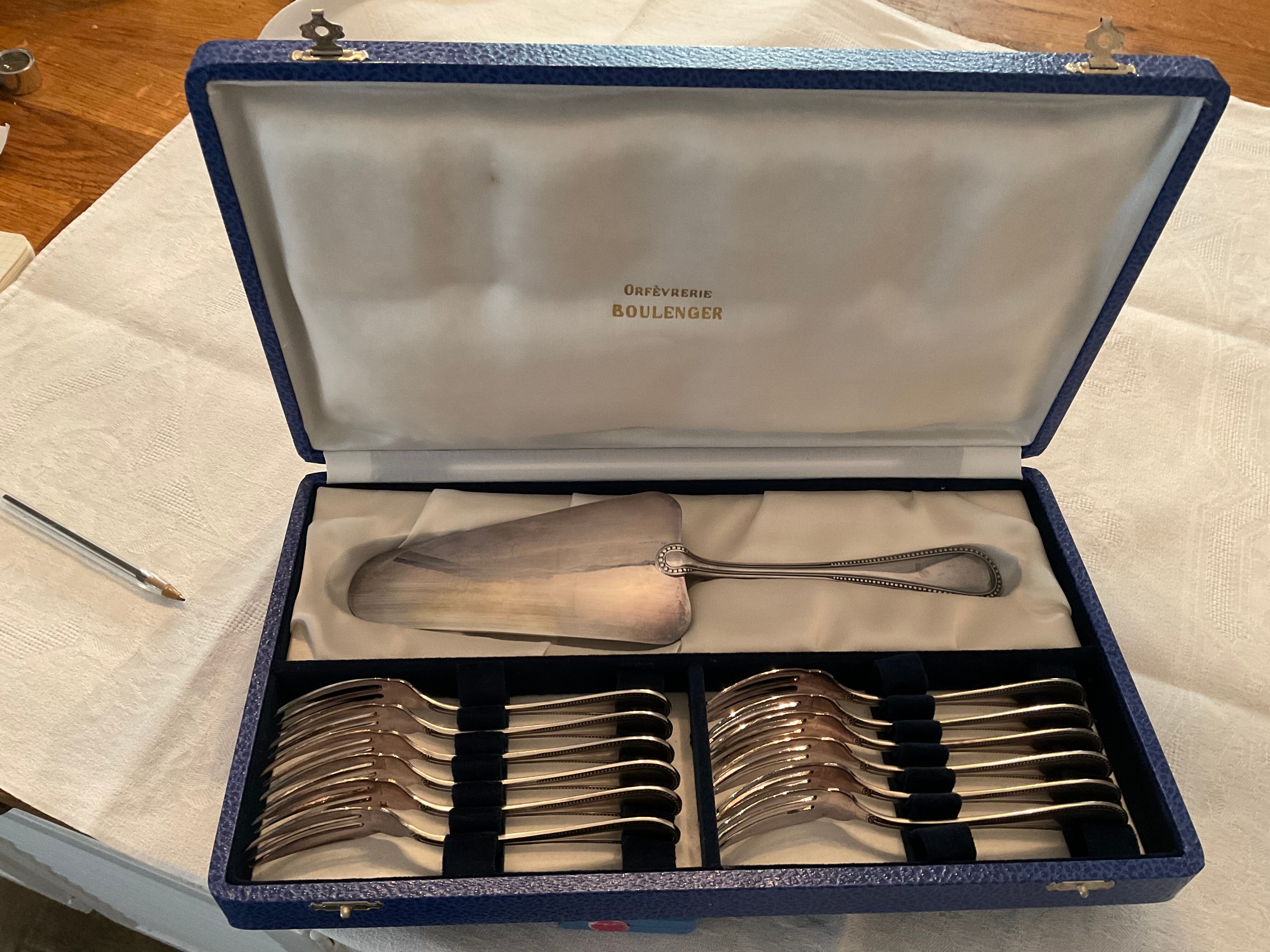 12 fourchettes à dessert et pelle à tarte maison Boulenger