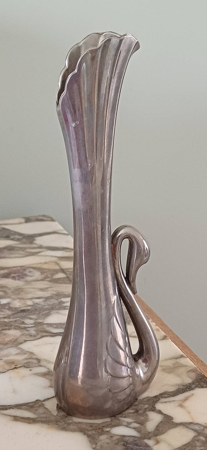 Swan single-flower vase