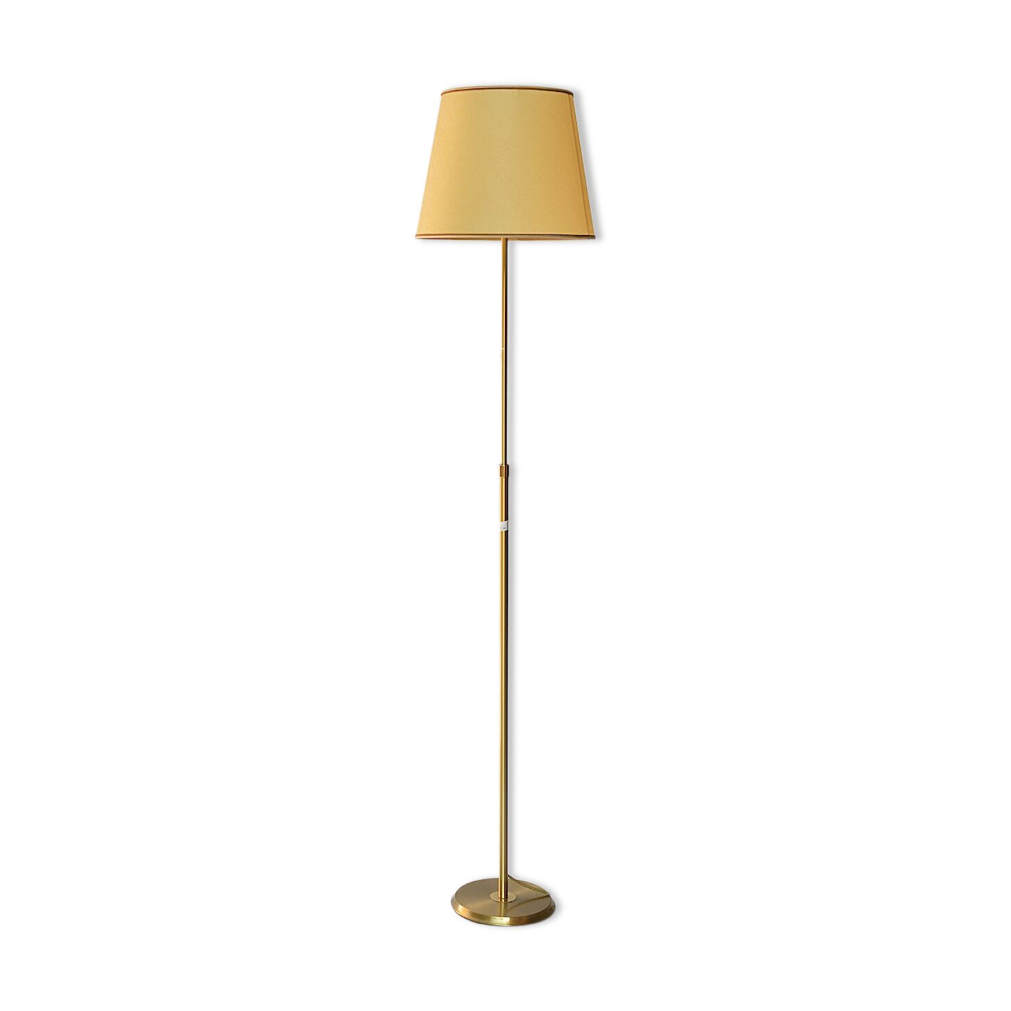 Adjustable floor lamp