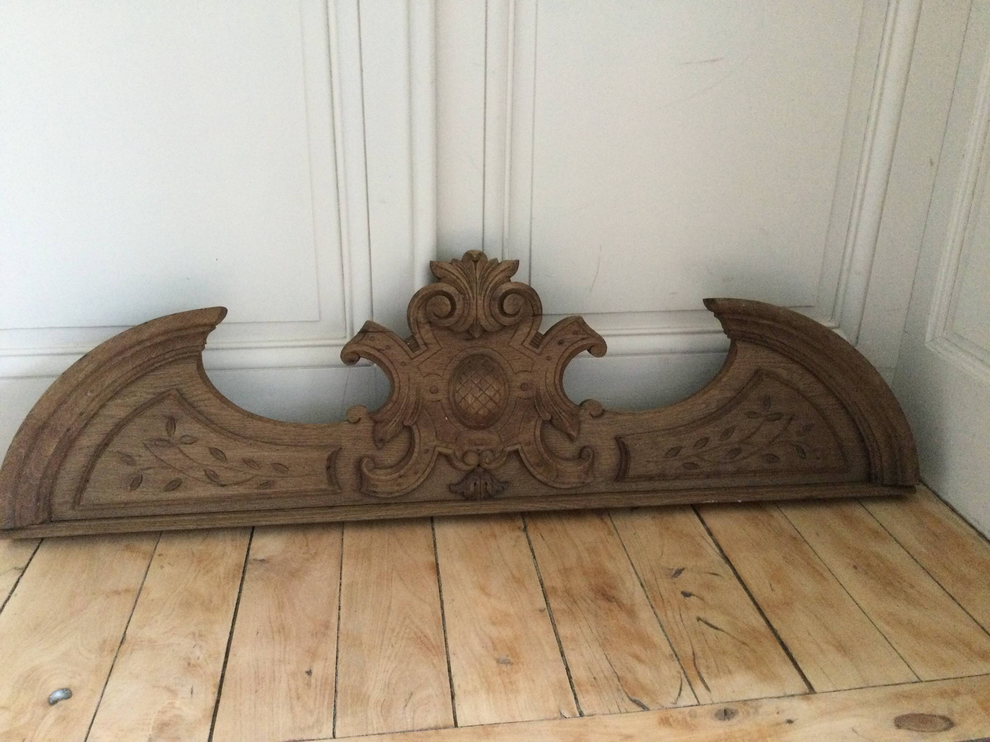 Ancient oak pediment