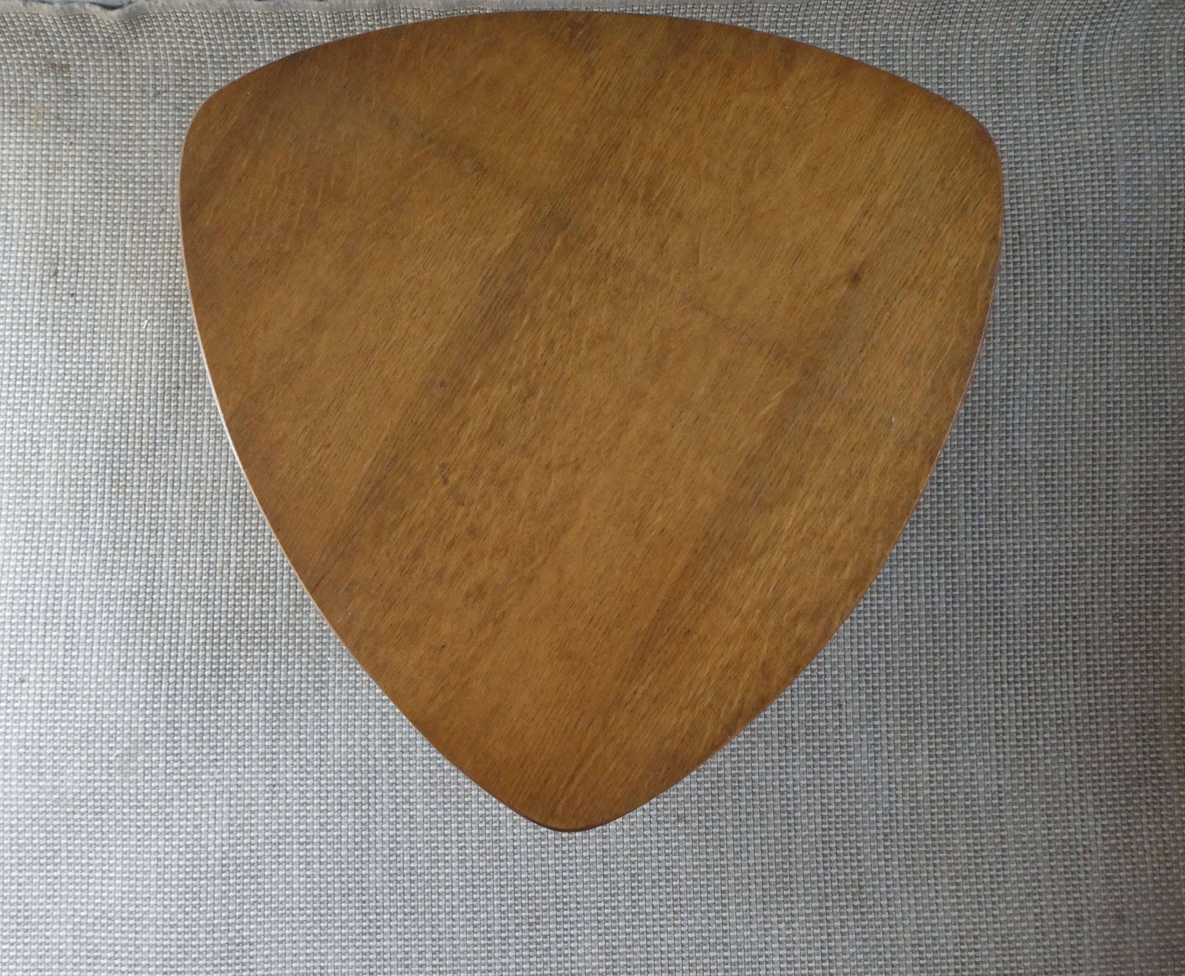 Guéridon tripode, table d'appoint, vers 1950