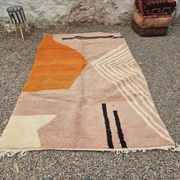 Traditional Atlas Beni Mrirt carpet