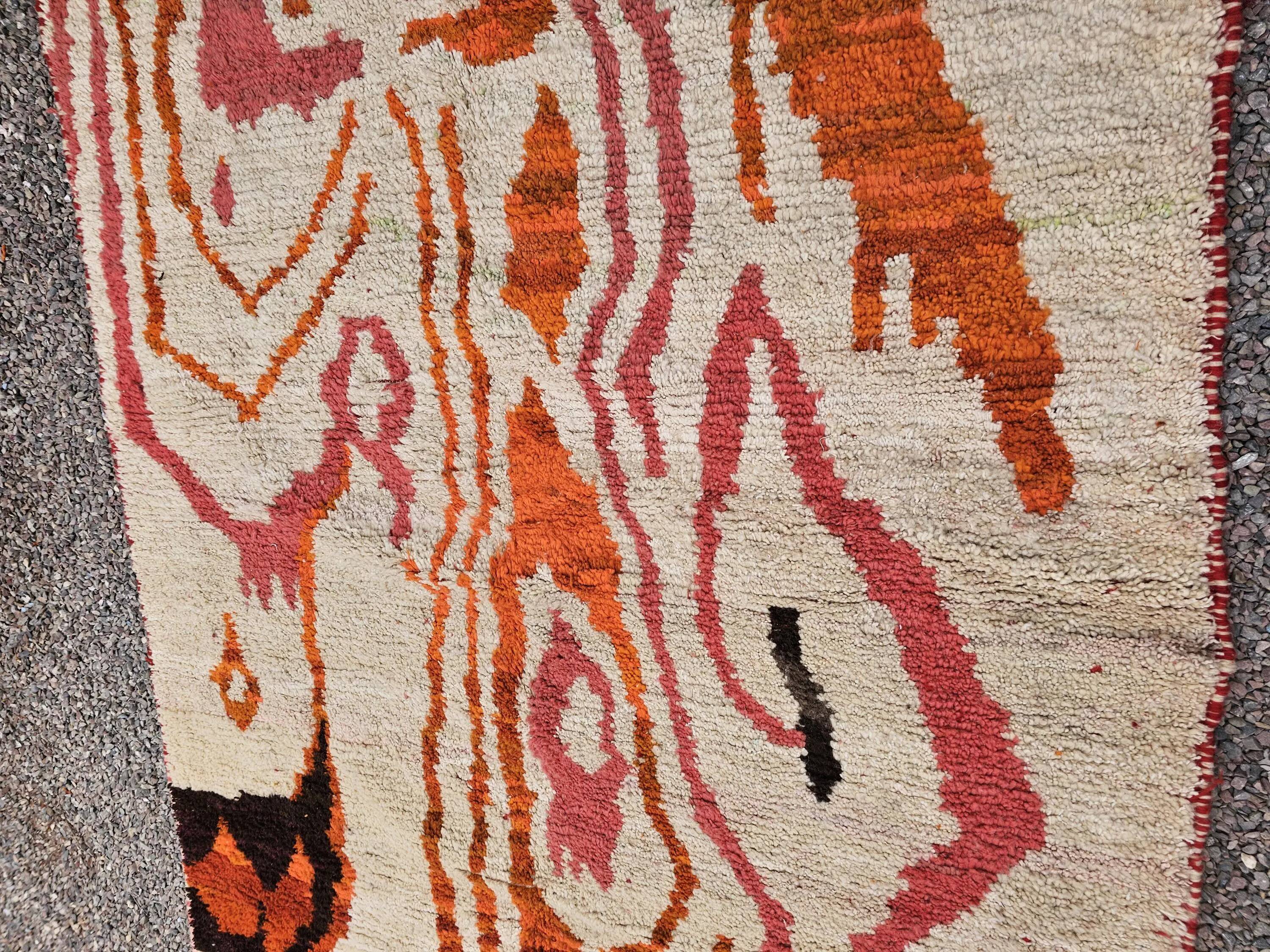 Handmade traditional carpet 250cm x 150cm Moroccan