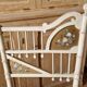 Paire de chaises de salon style Louis XVI