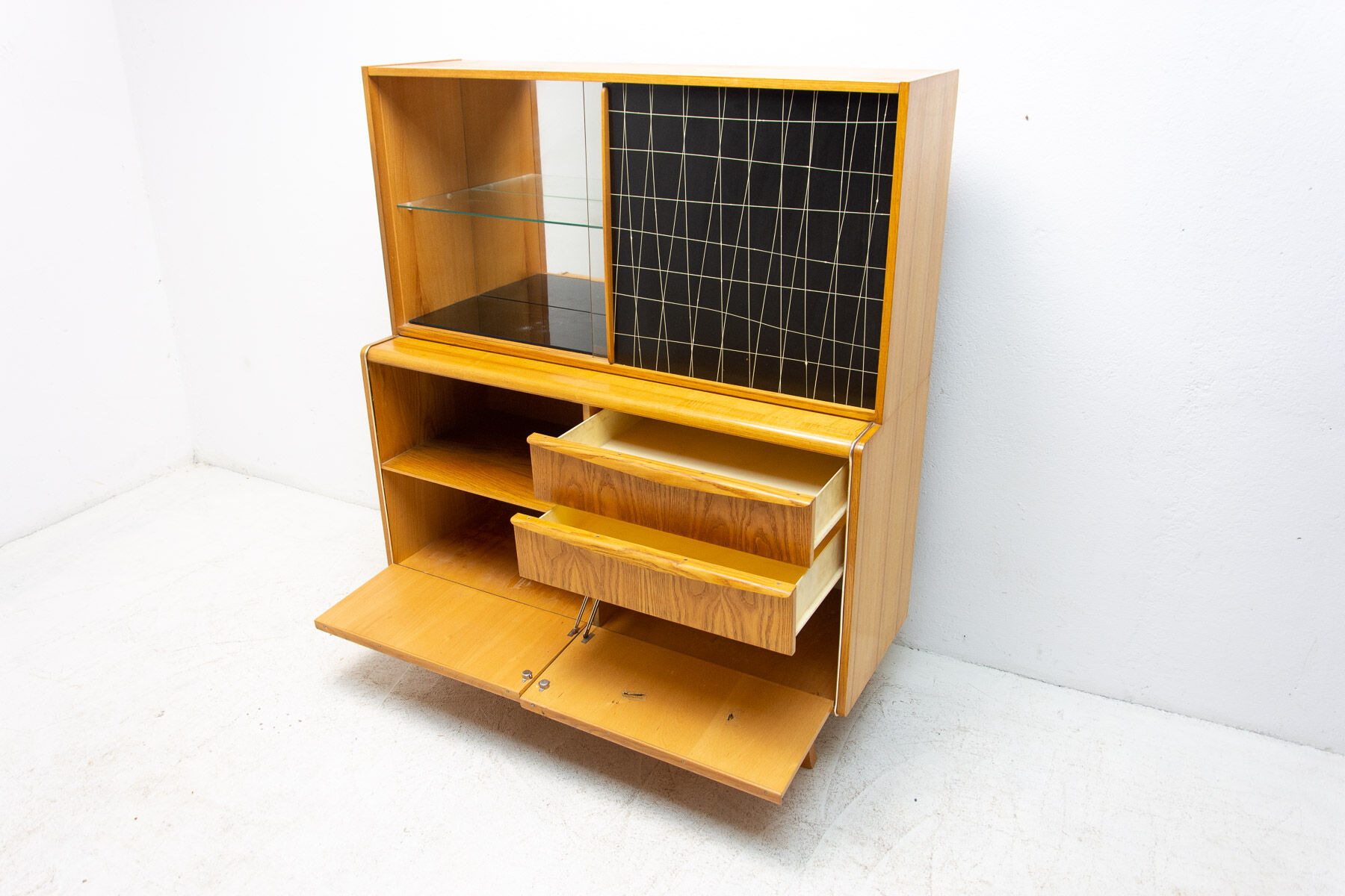 Mid century Credenza U-300 by Hubert Nepožitek & Bohumil Landsman for Jitona, 1960´s