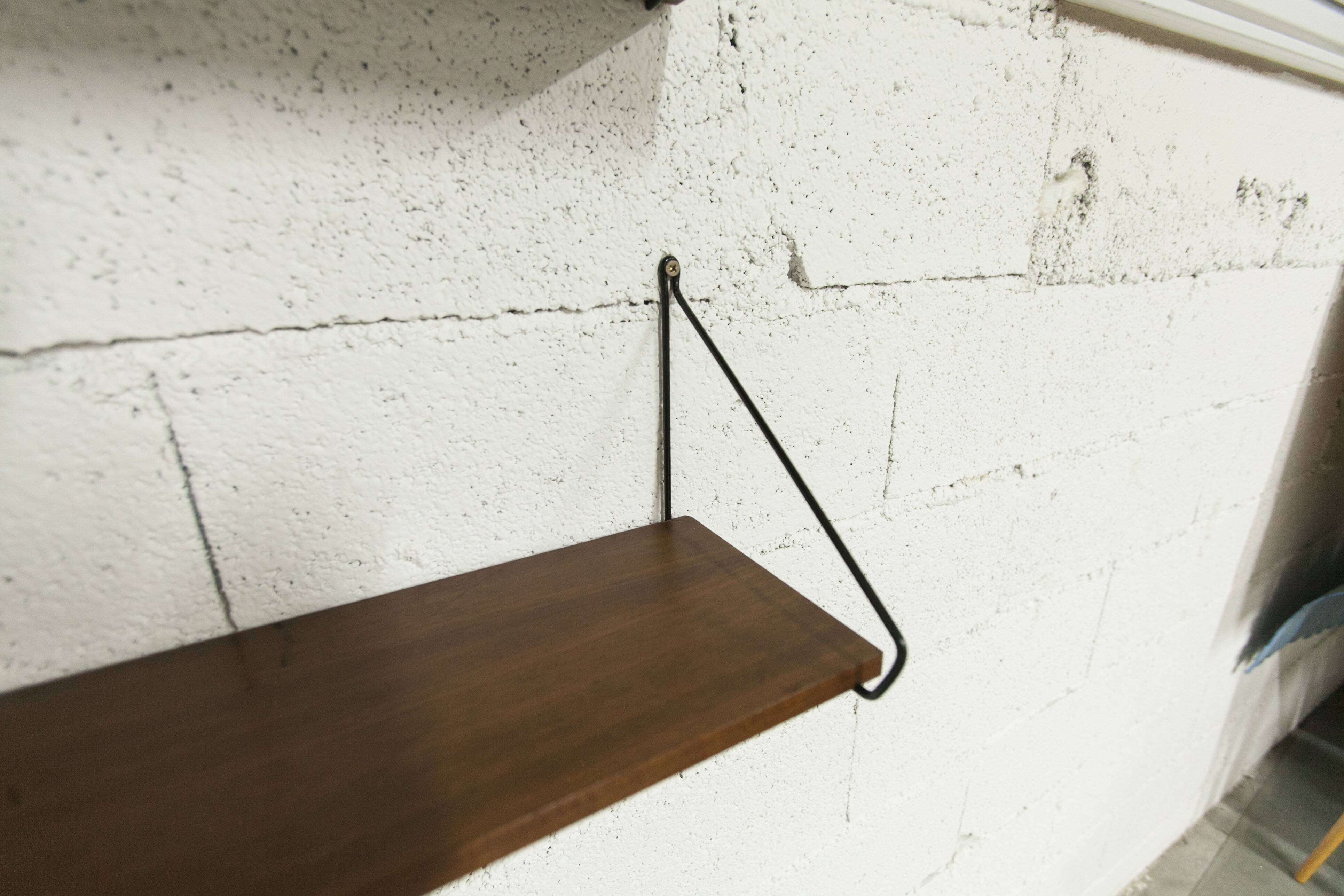 1960s string shelf 2 shelves with 4 triangular shelves