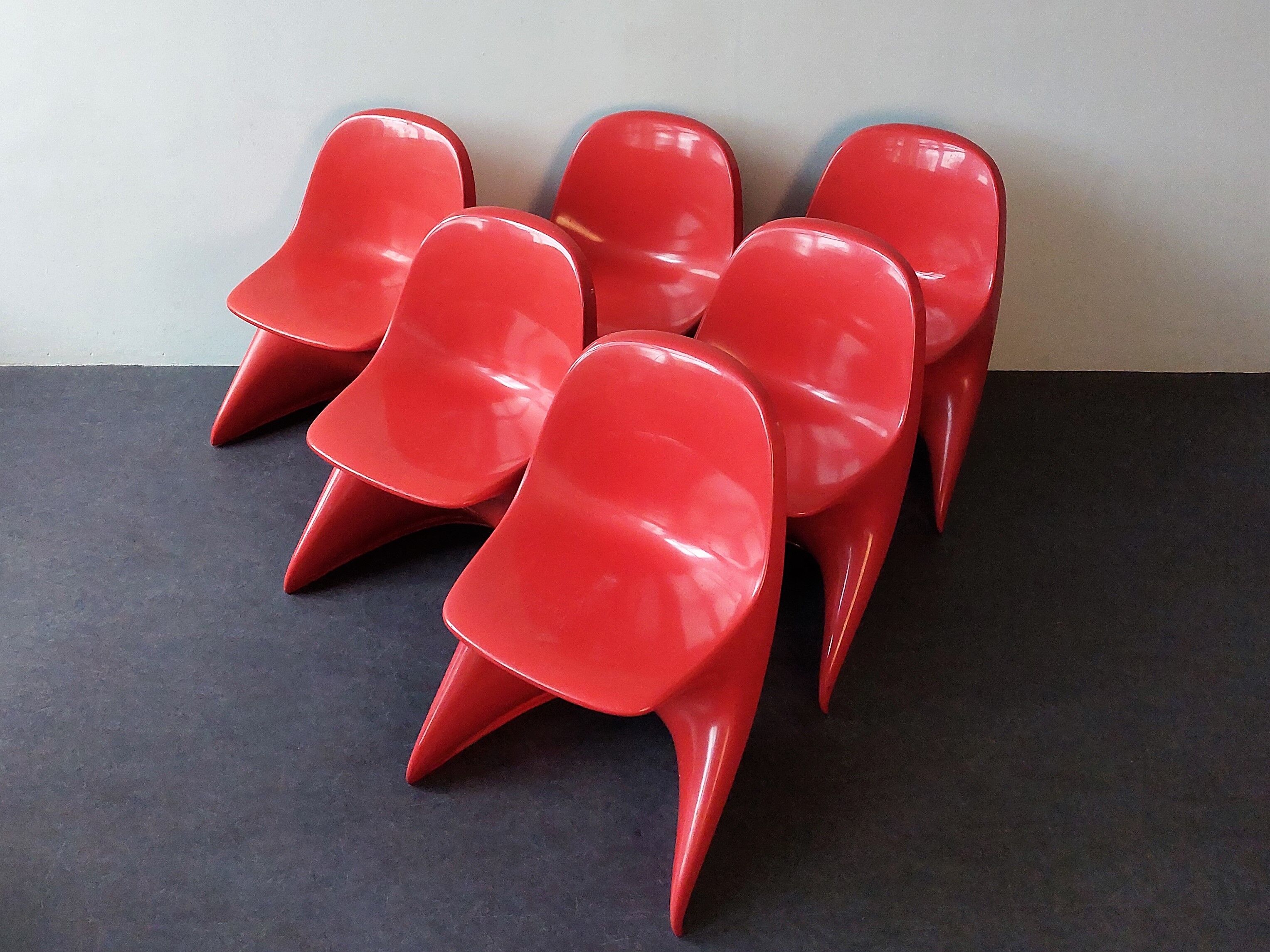 Set of 6 Casalino1 children's chairs by Alexander Begge for Casala, Italy 1970's