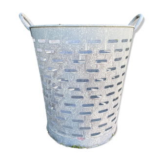 Zinc olive draining bucket basket