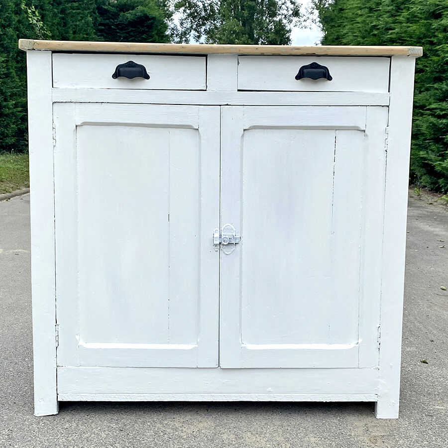 Buffet parisien vintage 1950