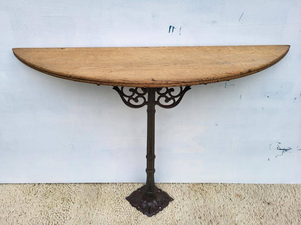 Cast iron foot console 1900 Art Nouveau
