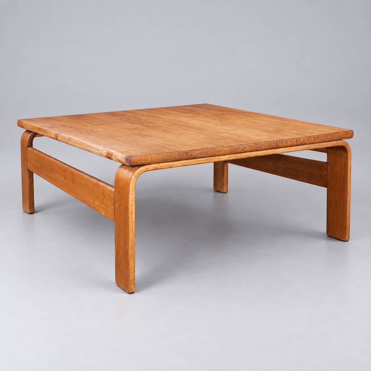 Table basse au design vintage des années 1960