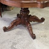Large Louis Philippe period mahogany fiddle-shaped pedestal table, 19th century