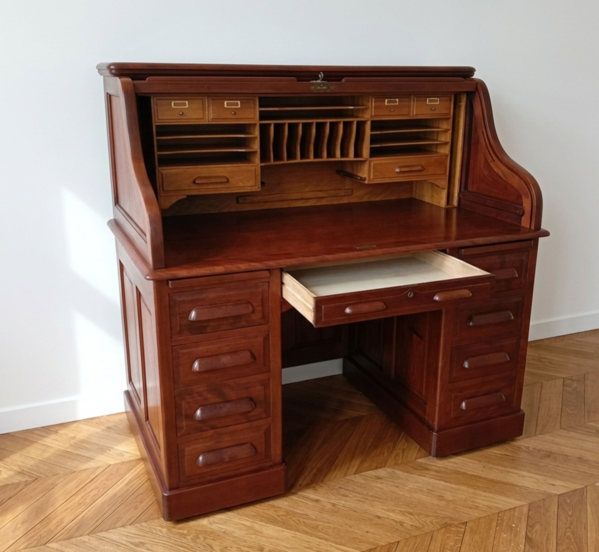 Bureau américain à cylindre en acajou