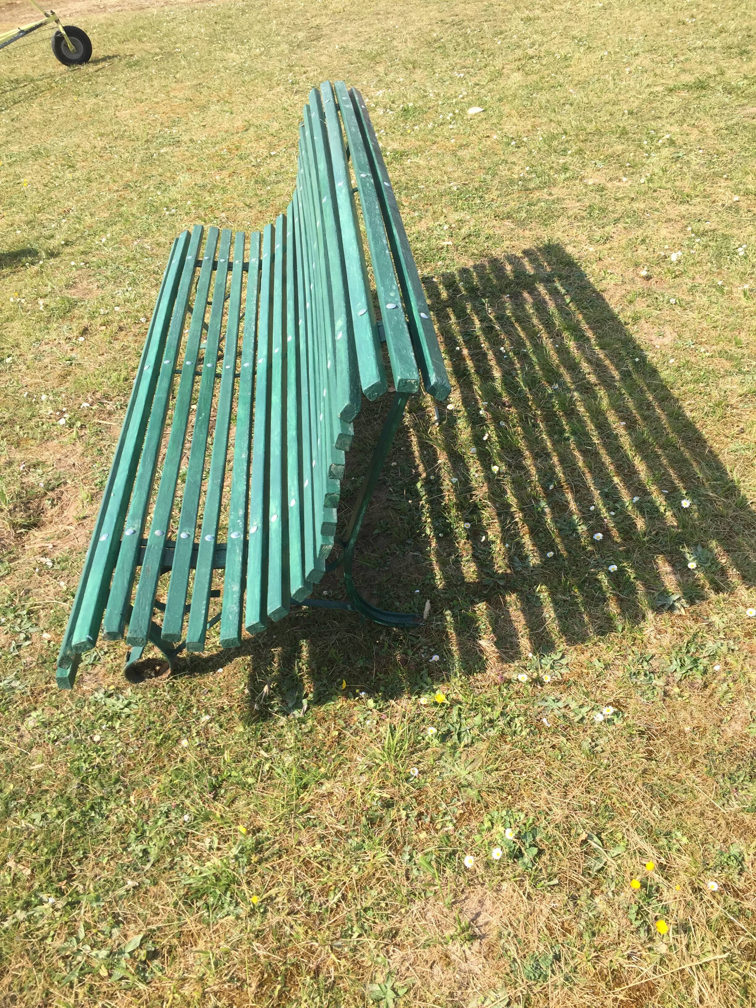 Slatd garden bench, 50s metal foot