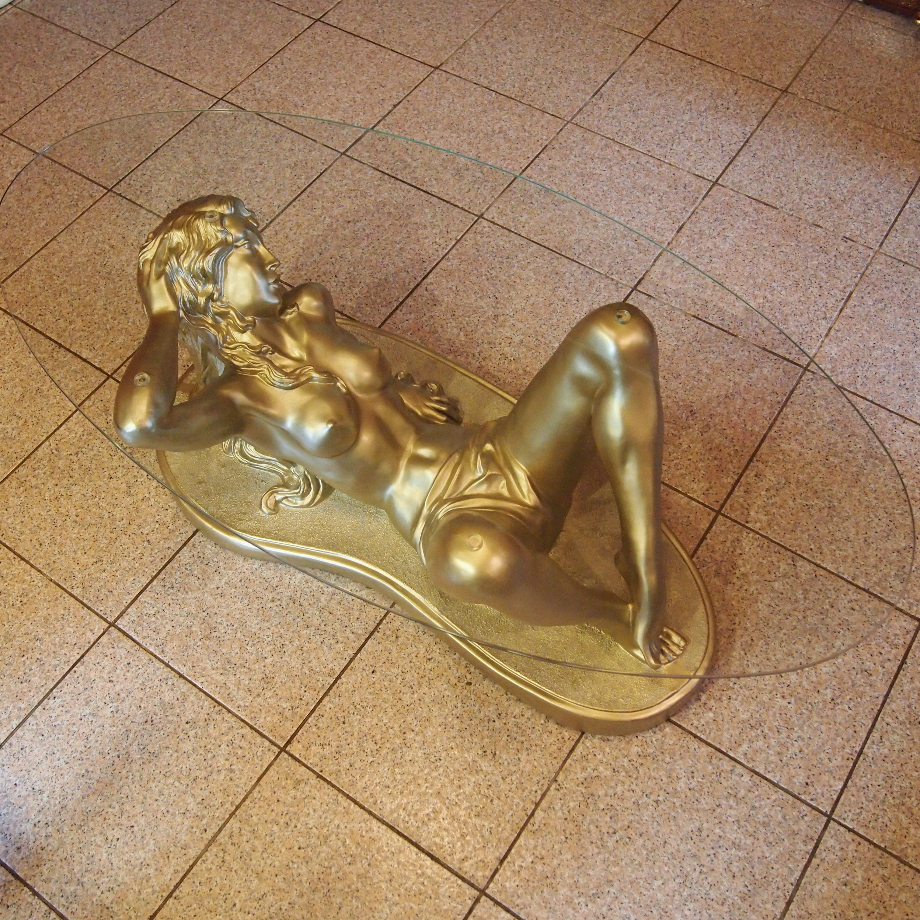 coffee table with glass plate - Resin/Polyester