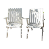 Paire de fauteuils de jardin en bois