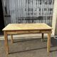 Table de cuisine ancienne
