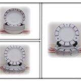 18 Basque blue and red porcelain plates with Basque crpix
