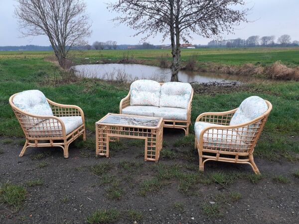 Salon de jardin en rotin