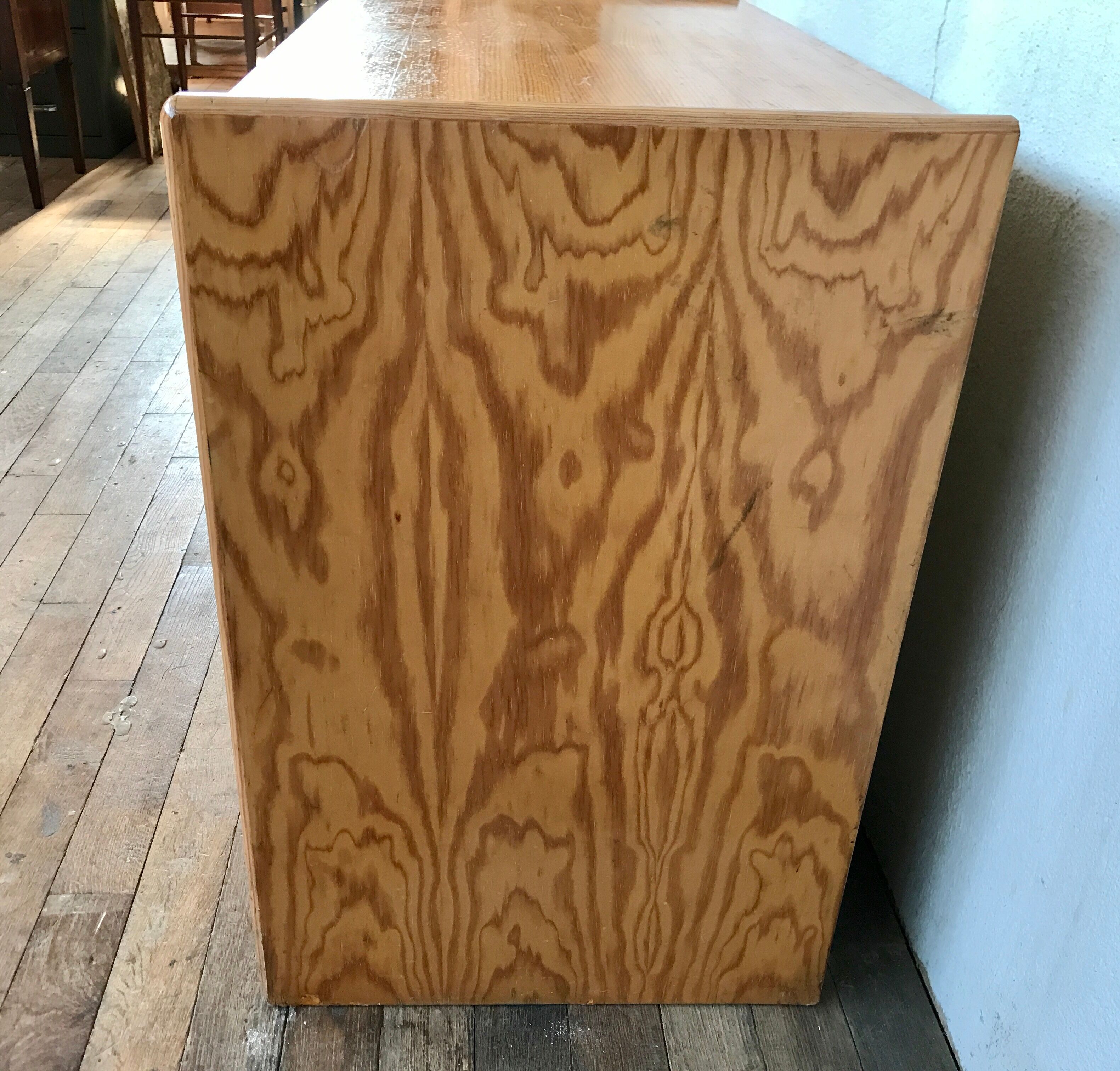 Gautier dresser 1970