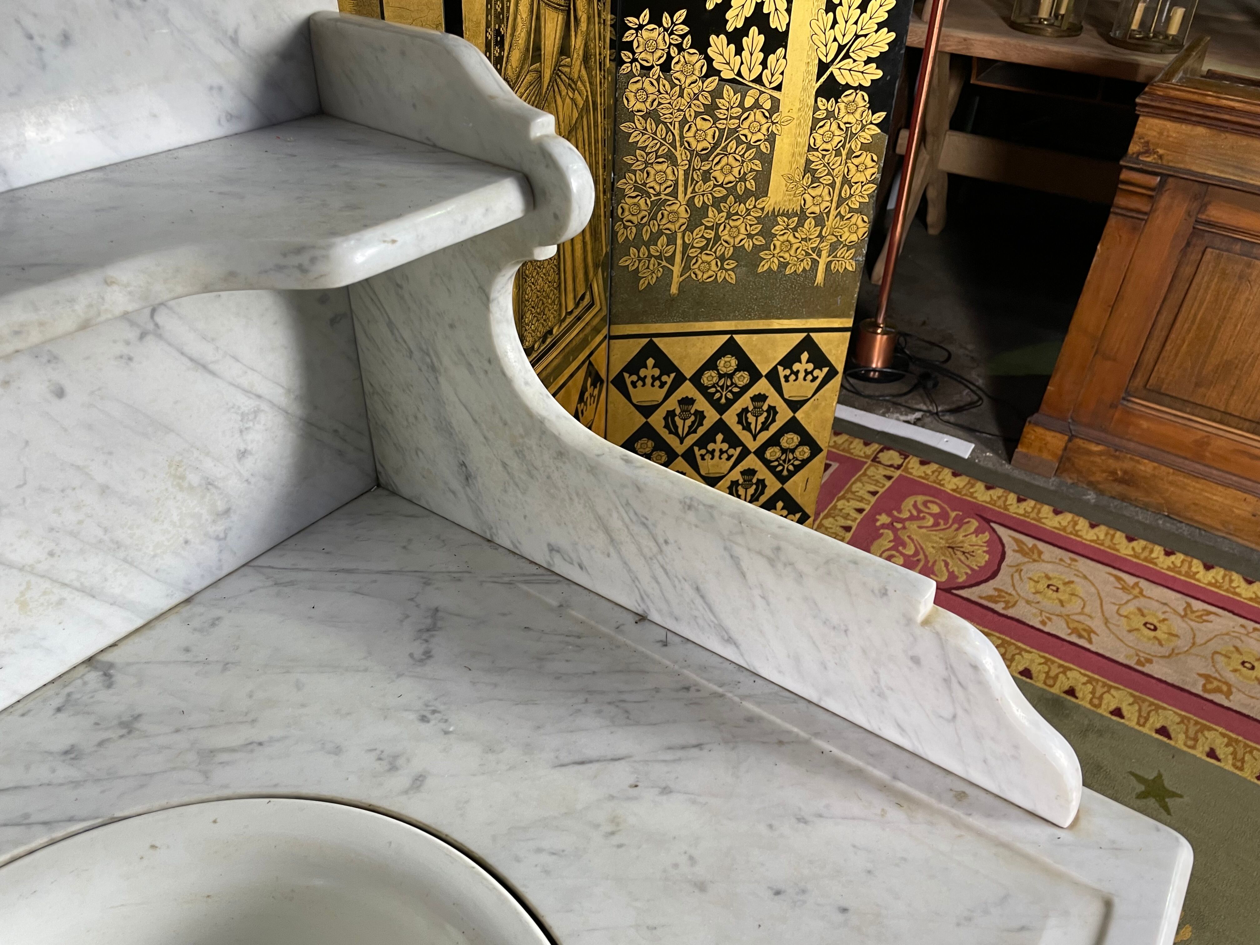 Meuble de toilette à vasque Napoléon III