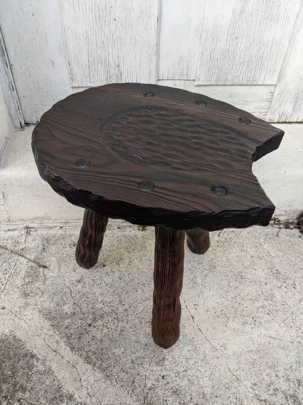 Tabouret tripode fer à cheval décoration campagne brutaliste