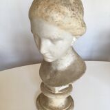 Former girl bust end 19th in plaster cast on its base
