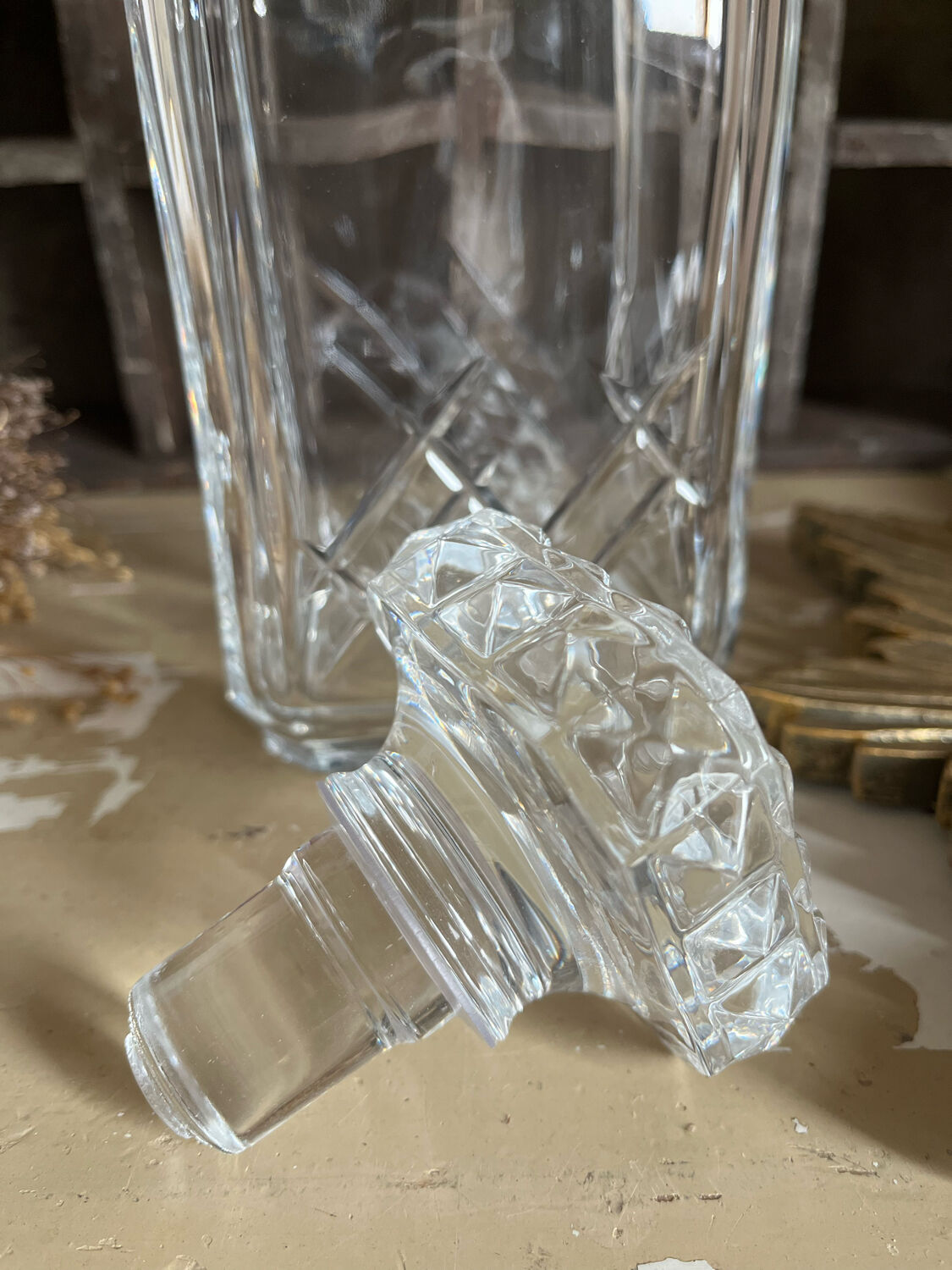 Crystal whisky decanter