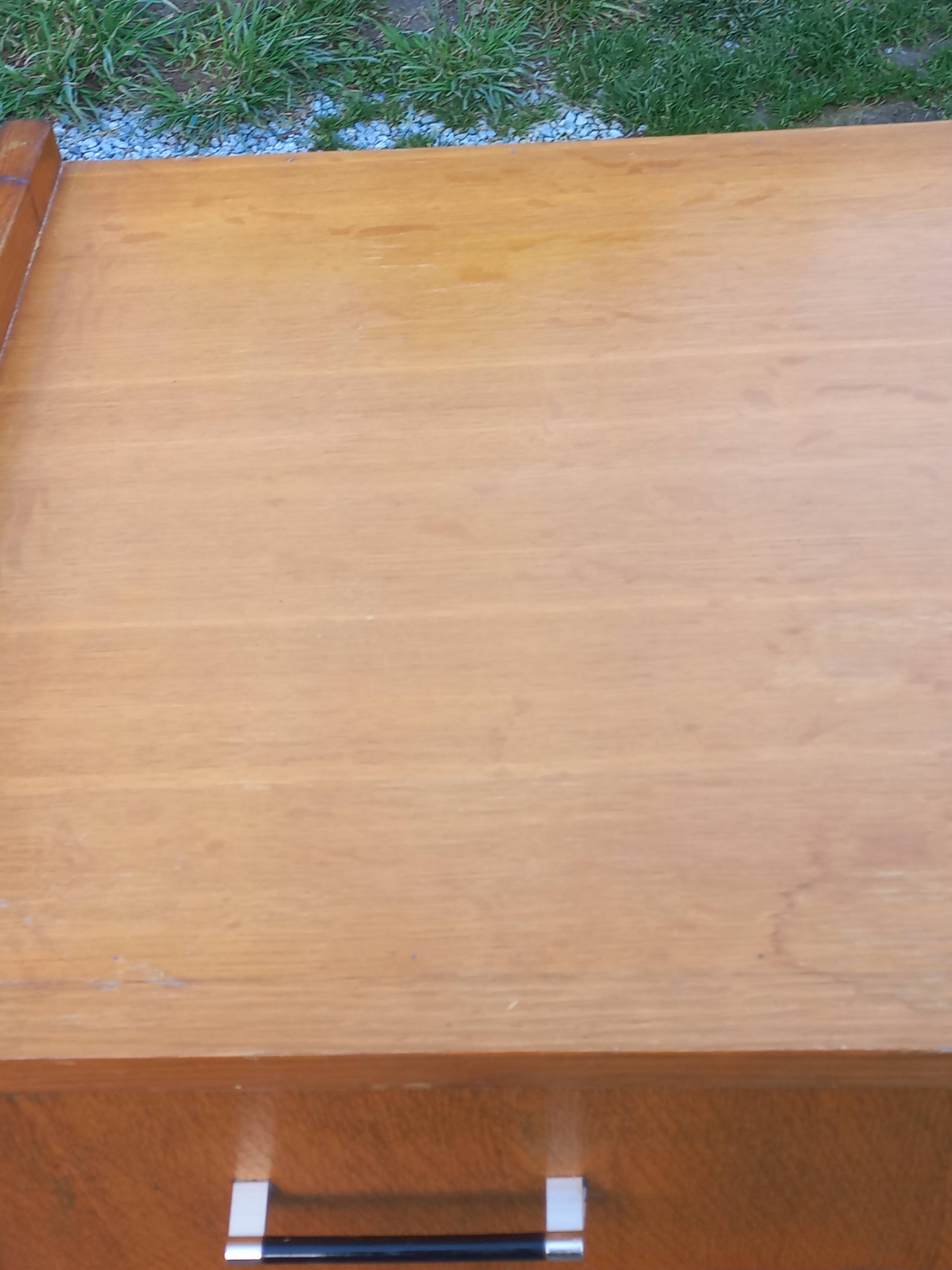 Vintage oak commode with tapered legs and wings from the 1950s.