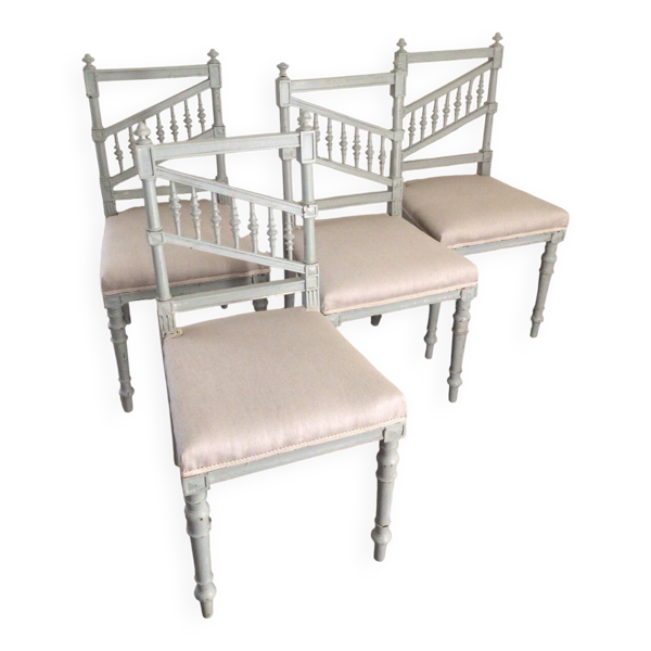 Série de 4 chaises anciennes