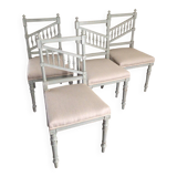 Série de 4 chaises anciennes