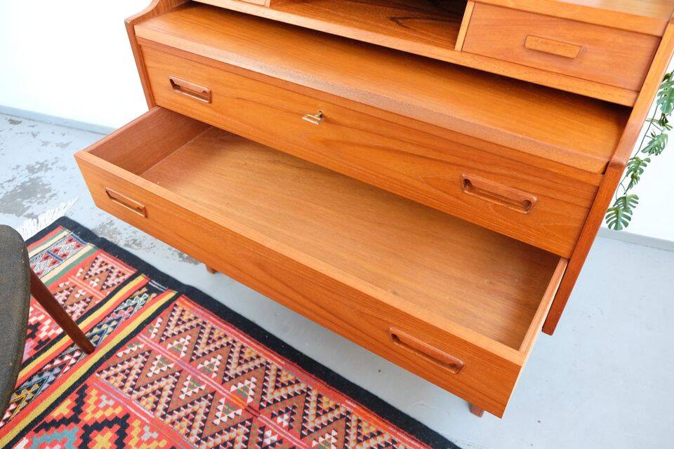 Iversen teak secretary, Danish style from the 1960s-70s.