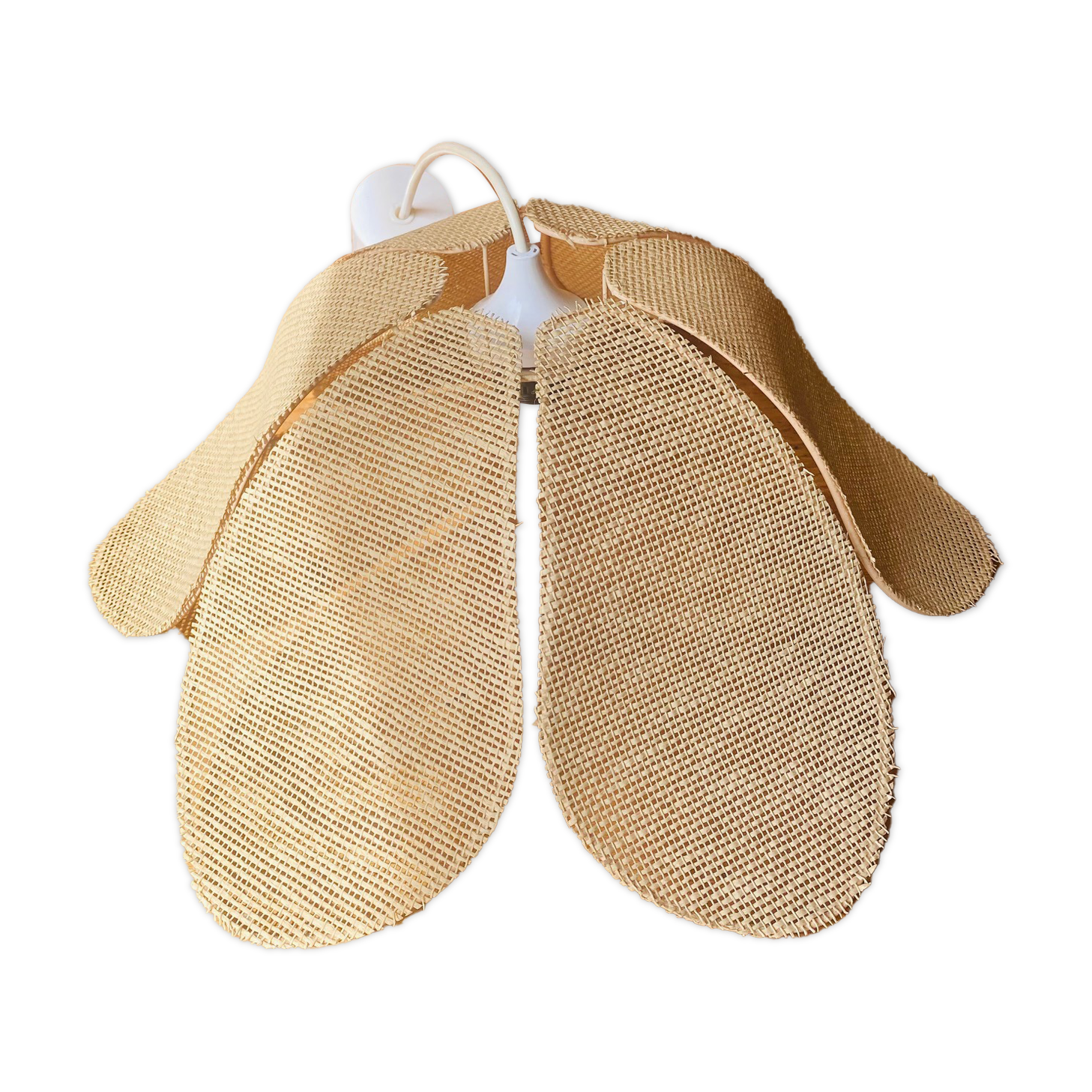 Suspension fleur rotin vintage