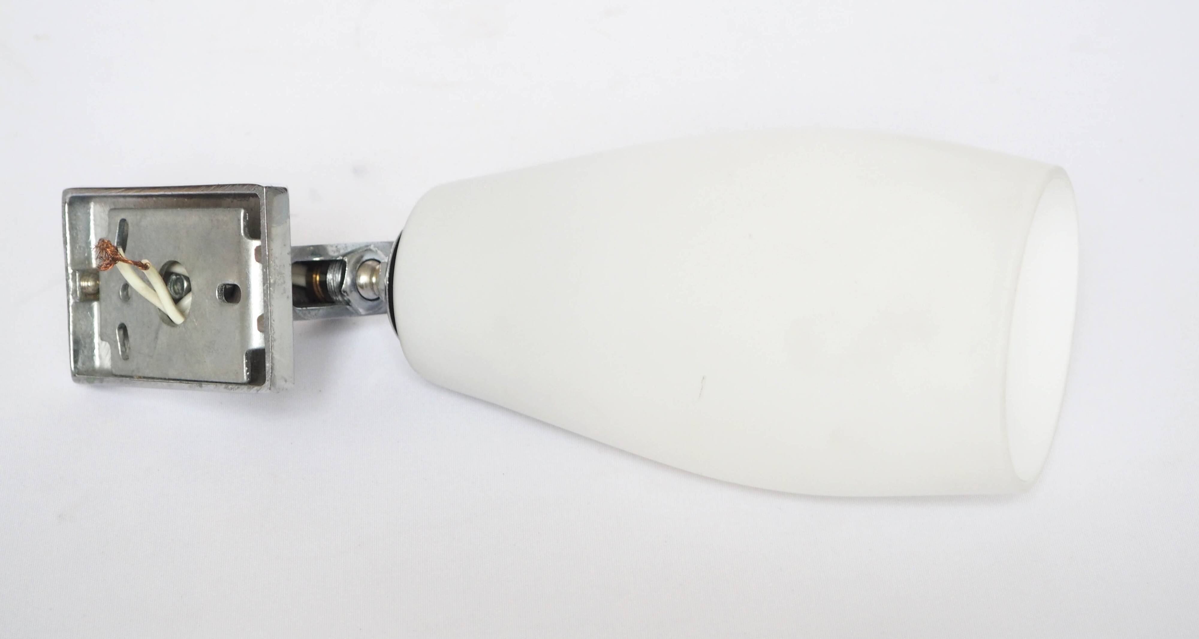 Italian chrome and opaline wall light 1970