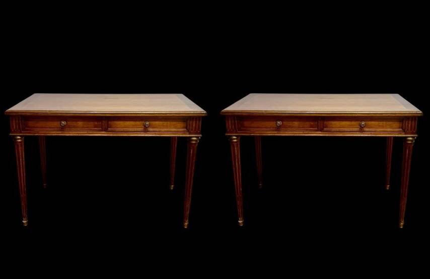 Paire de consoles de Style Louis XVI
