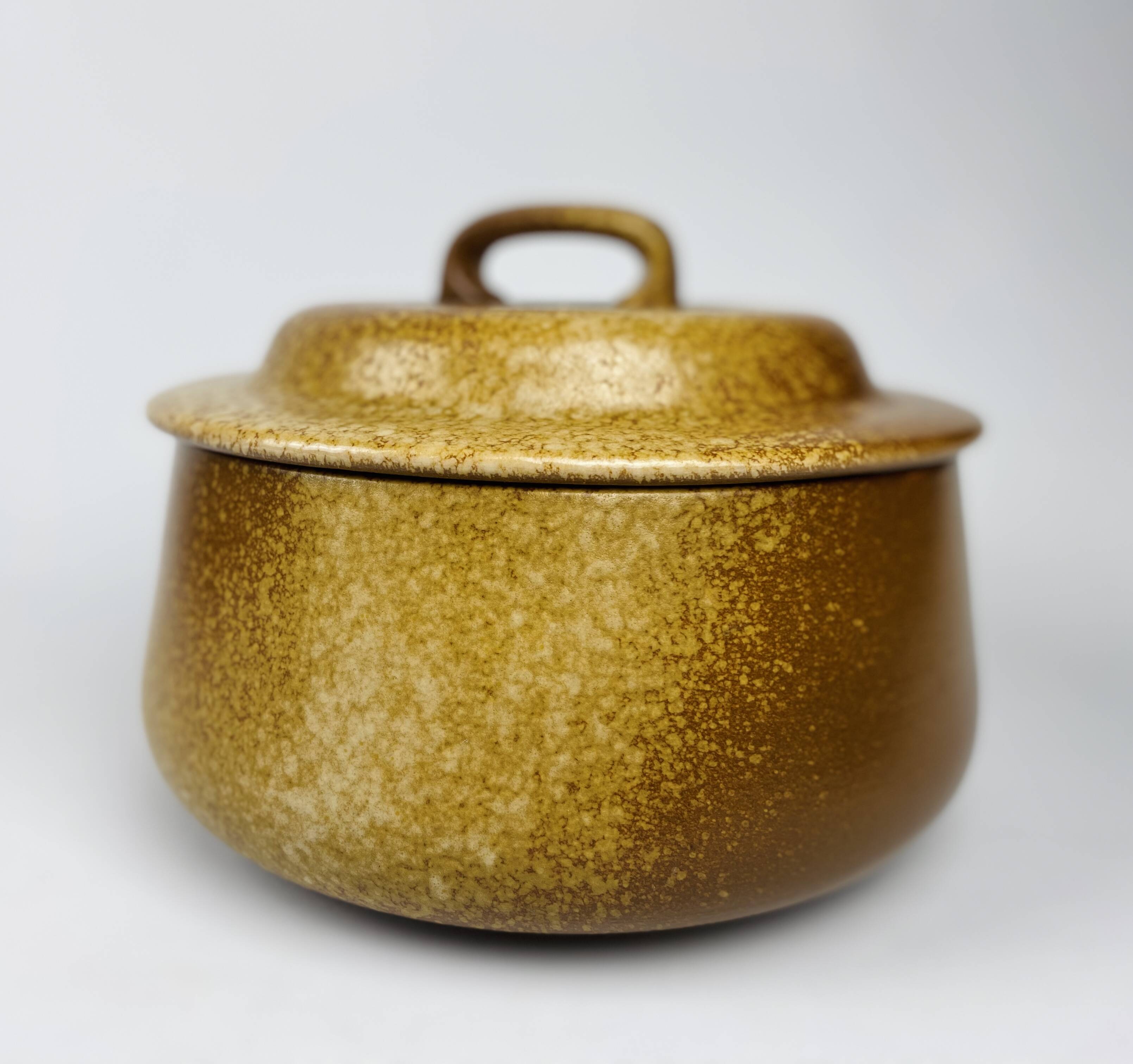 Rigny dish and soup tureen