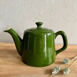 Green teapot