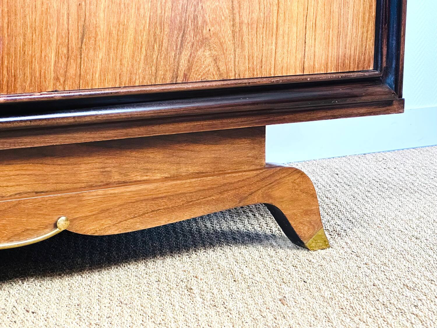 Art Deco walnut sideboard from the 1930s.