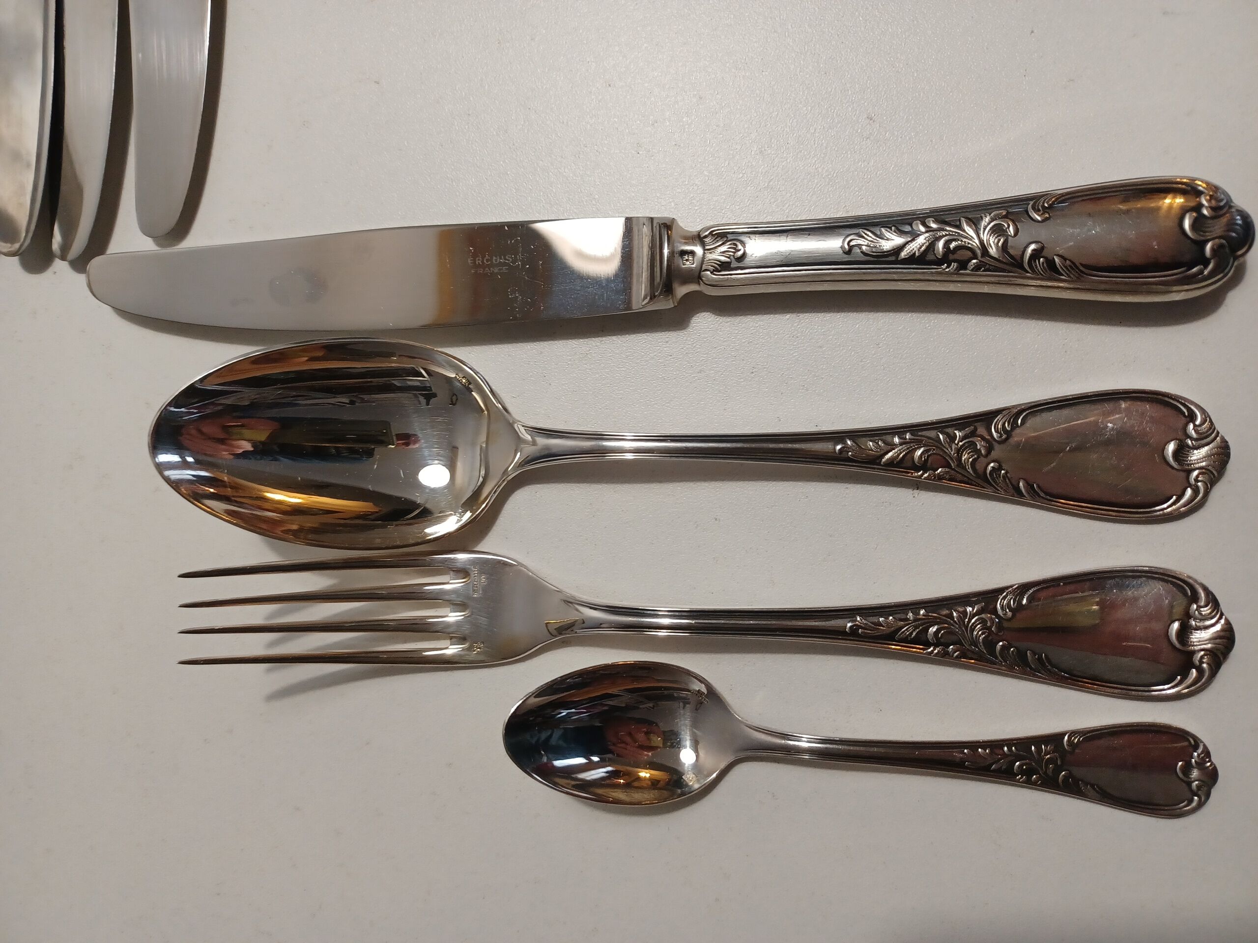 Ménagère ercuis, model du barry, 49 pieces in silver metal.