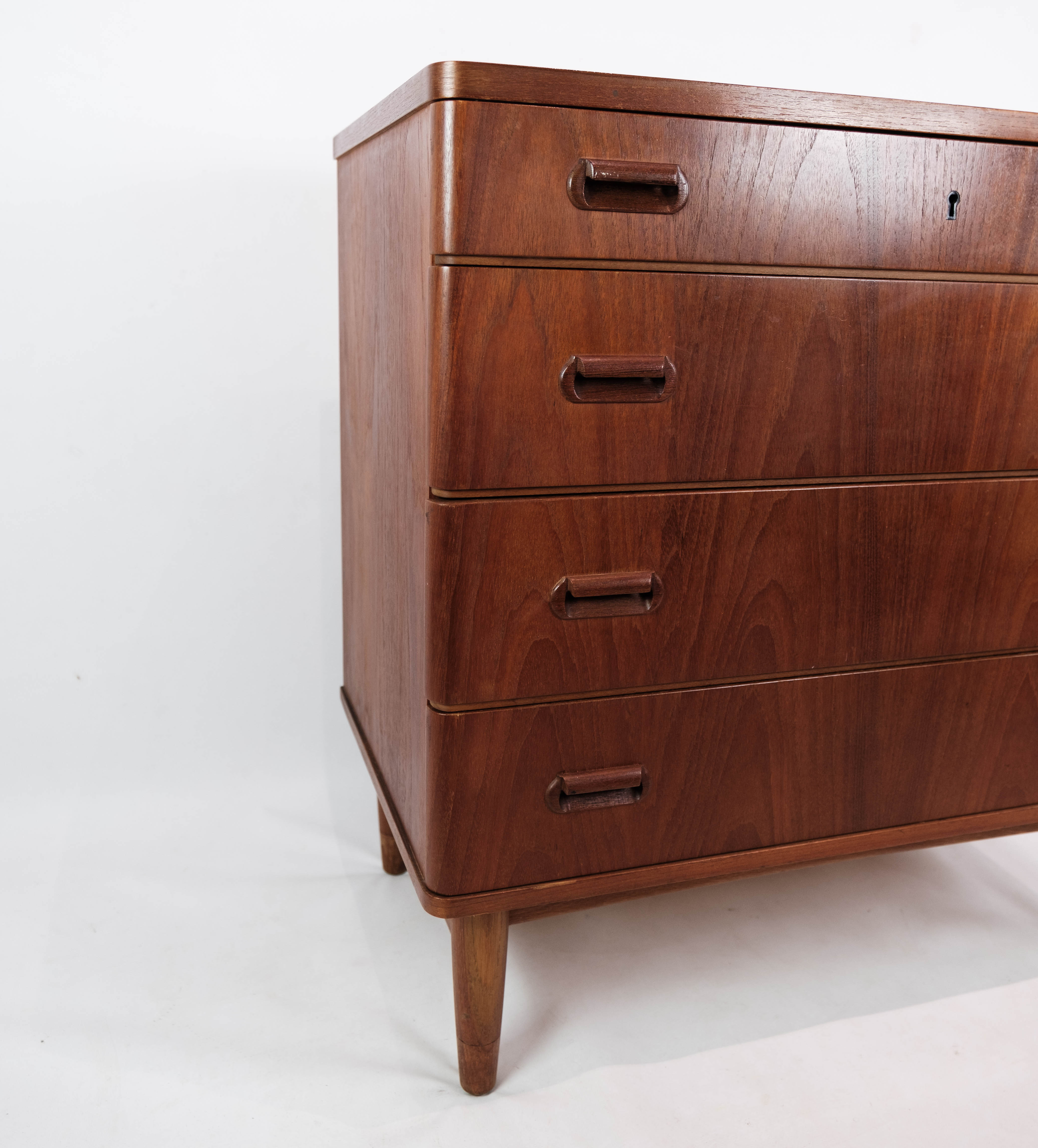 Chest of drawers in teak with four drawers, of Danish design, 1960s