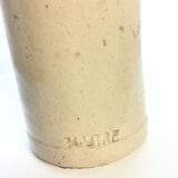 Lot of three bottles in 1900 sandstone